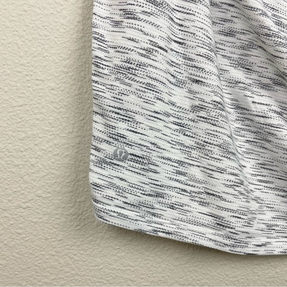 Lululemon Women's 10 Low Key Tank Tiger Space Dye White Black Gorpcore Gym Train - Picture 10 of 11